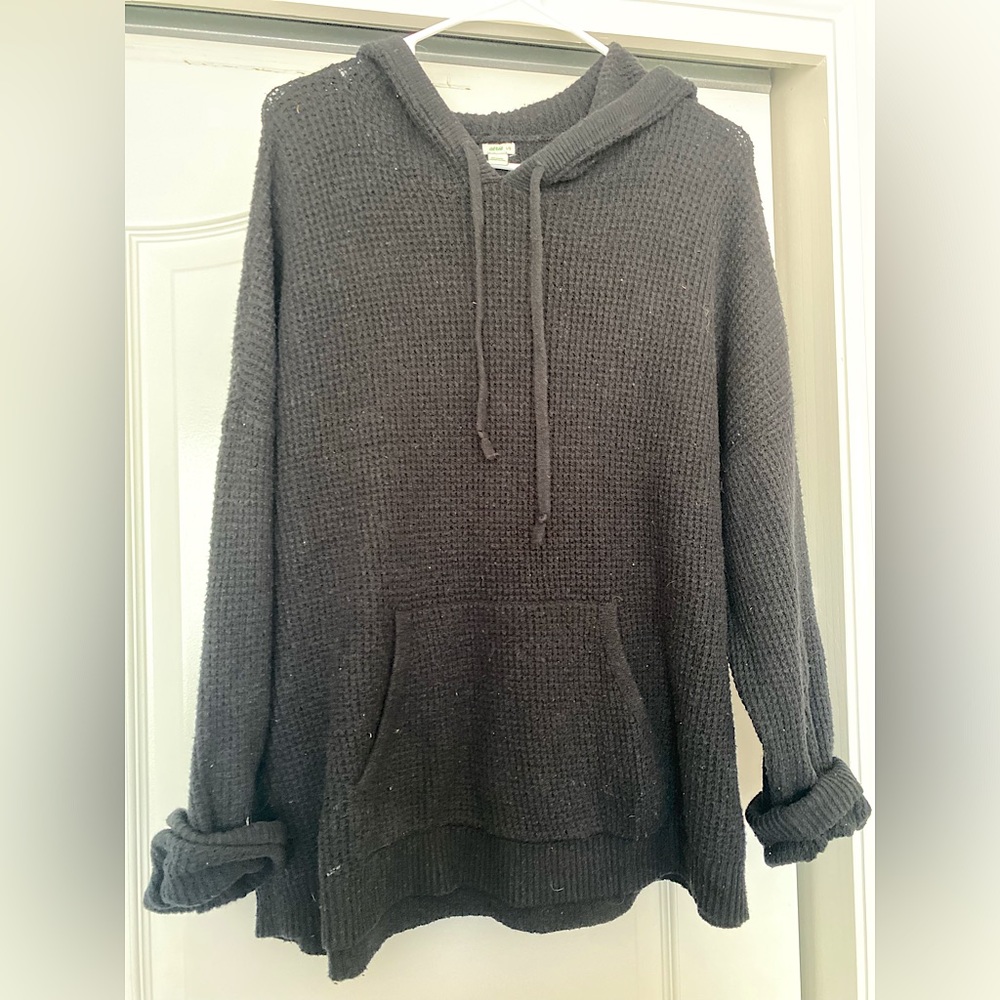 Aerie waffle print black hooded sweater